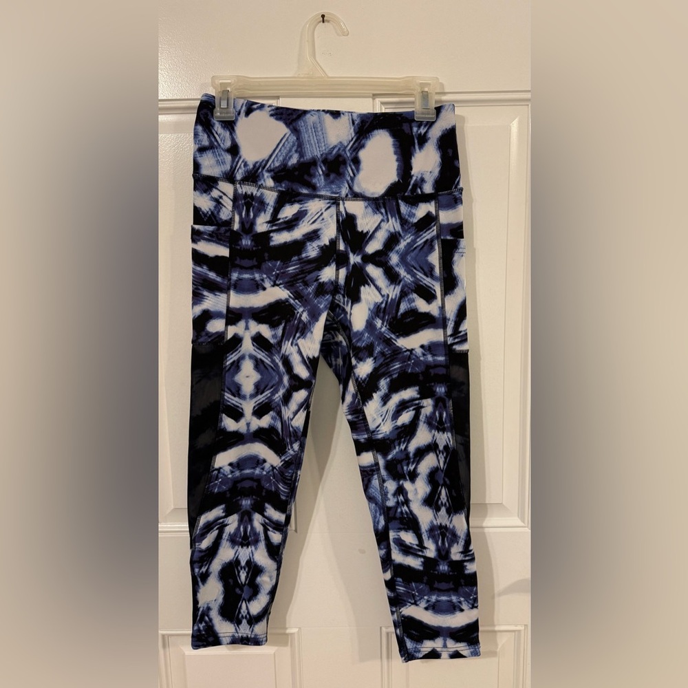 Women’s exercise pants